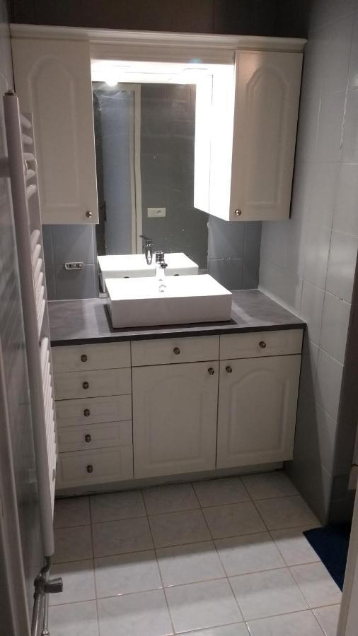 Chambre Paisible Tout Confort Bed & Breakfast Courcouronnes Ngoại thất bức ảnh